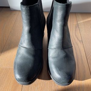 WOMEN'S JOAN OF ARCTIC™ WEDGE II CHELSEA BOOTIE